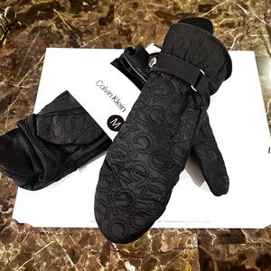 Calvin Klein black gloves mittens New size S